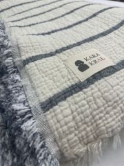 ELYAF DOLGULU MÜSLİN YATAK ÖRTÜSÜ  TEK KİŞİLİK ANTRASİT