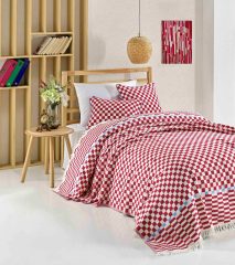 %100 Pamuklu Jakarlı Dama Desenli Kırmızı Tek Kişilik Pike