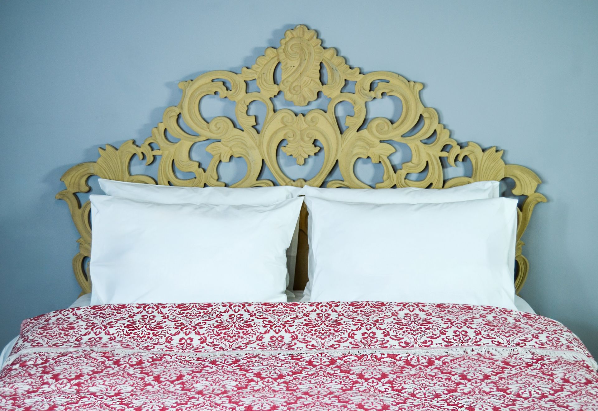 %100 Pamuklu Jakarlı ŞAL DESENLİ Kırmızı Çift Kişilik Pike