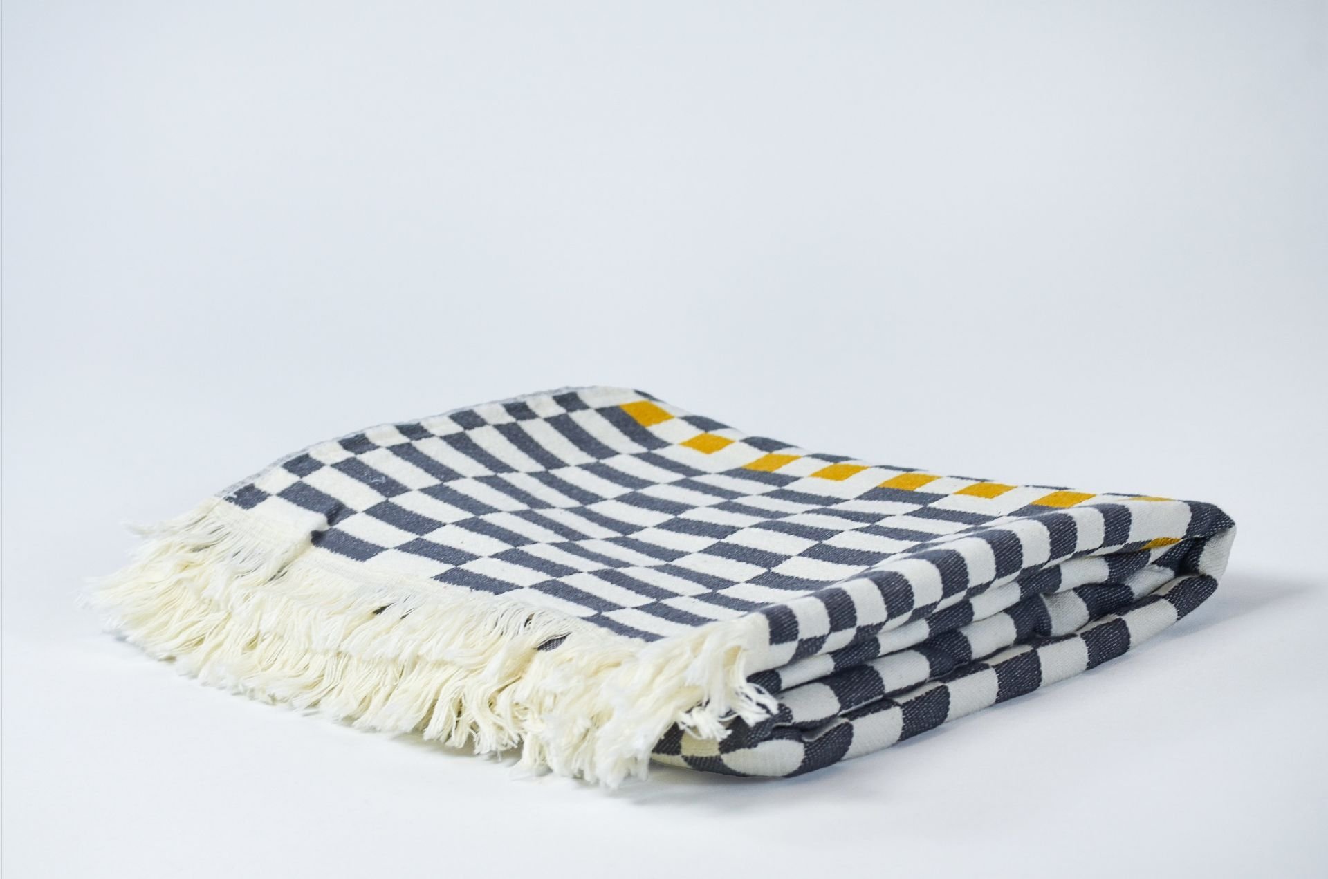 %100 Pamuklu Jakarlı Dama Desenli Gri Çift Kişilik Pike