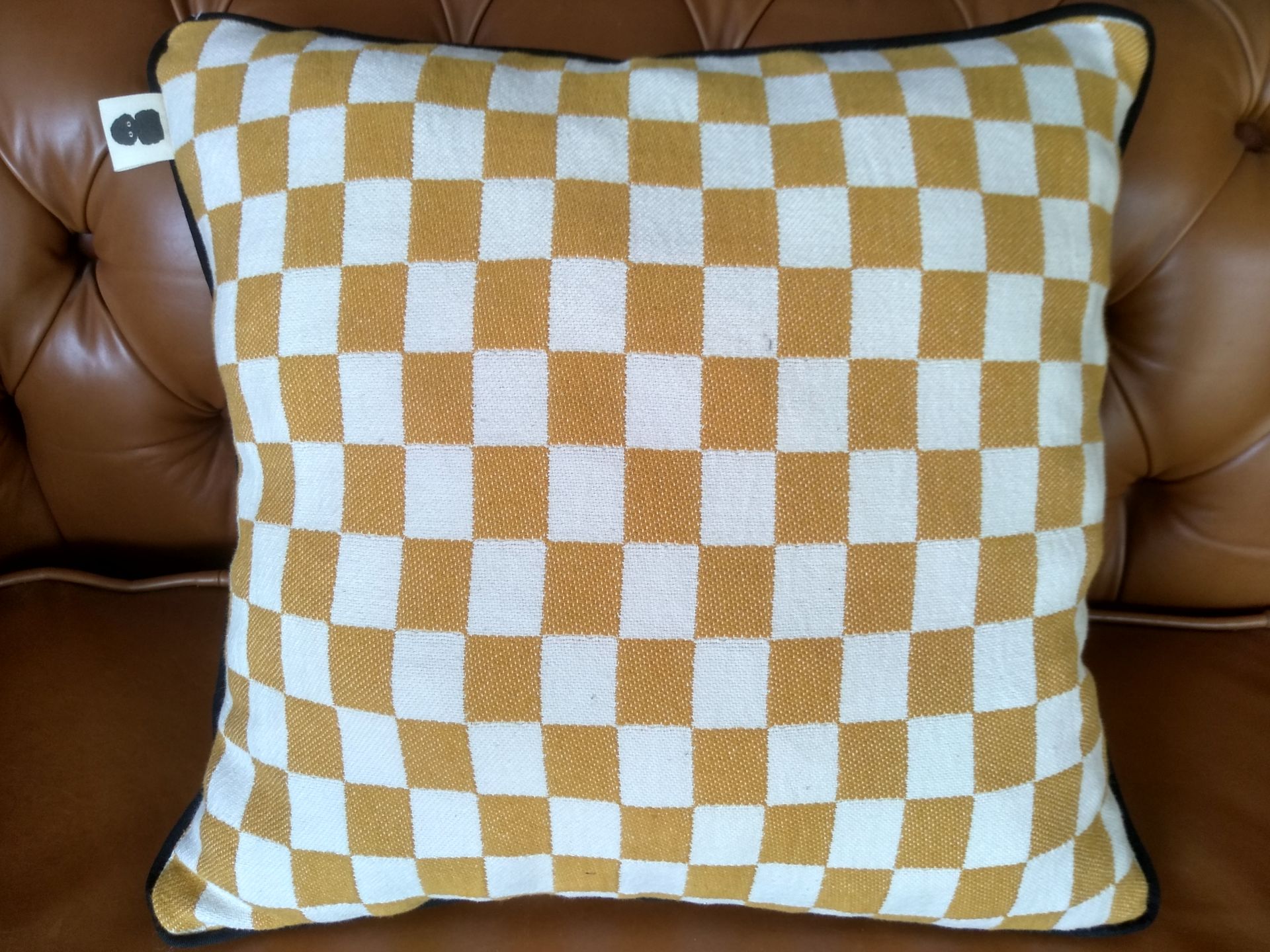 %100 Pamuklu Hardal Dama Desenli Kırlent Kılıfı