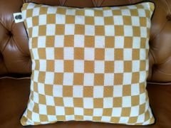 %100 Pamuklu Hardal Dama Desenli Kırlent Kılıfı