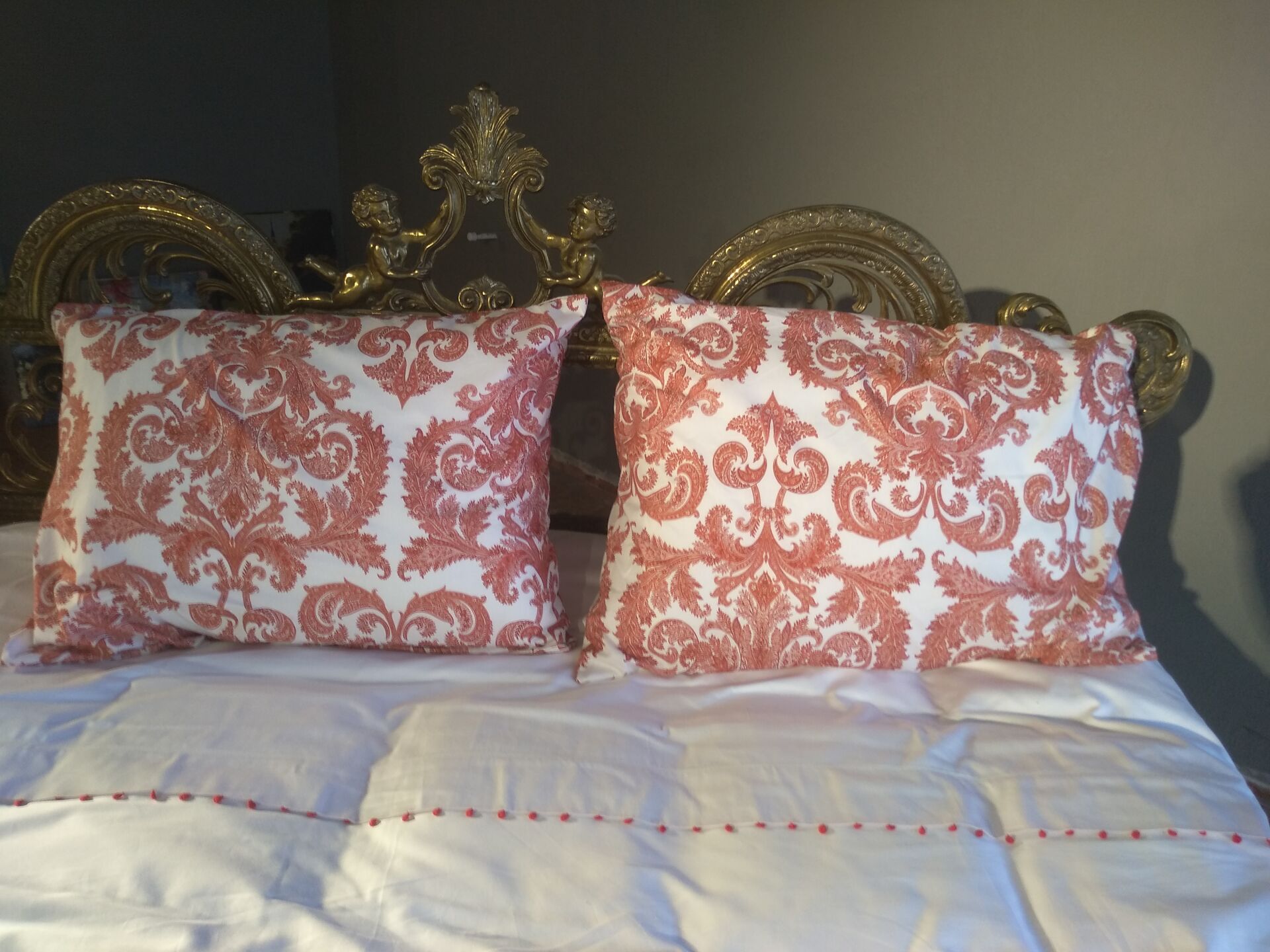 İkili Şal desen 40/1 Perkal Kırmızı Yastık Kılıfı