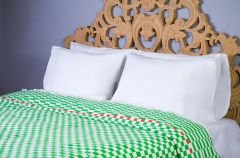 %100 Pamuklu Jakarlı Dama Desenli Parlak Yeşil Çift Kişilik Pike