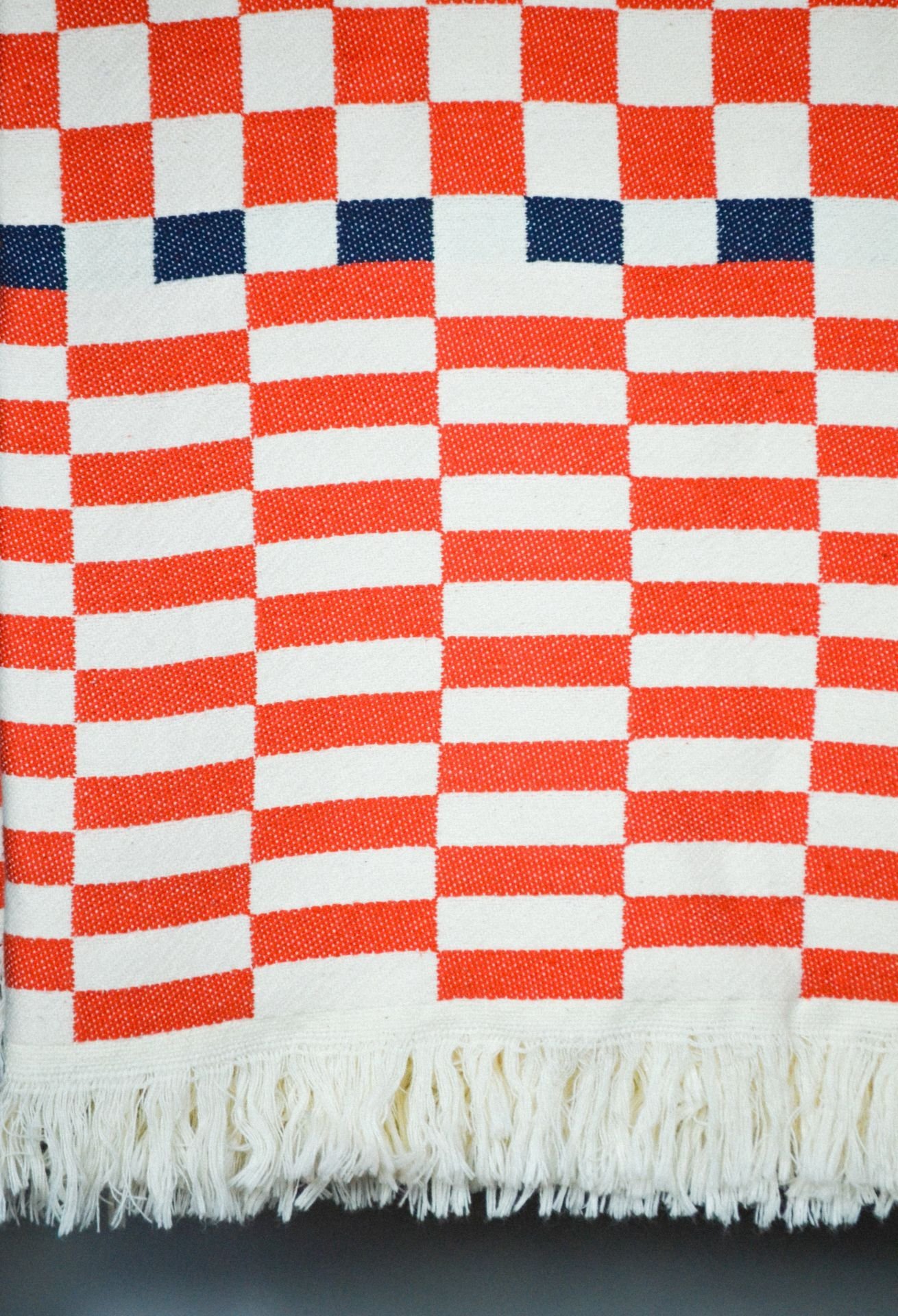 %100 Pamuklu Jakarlı Dama Desenli KİREMİT  Çift Kişilik Pike