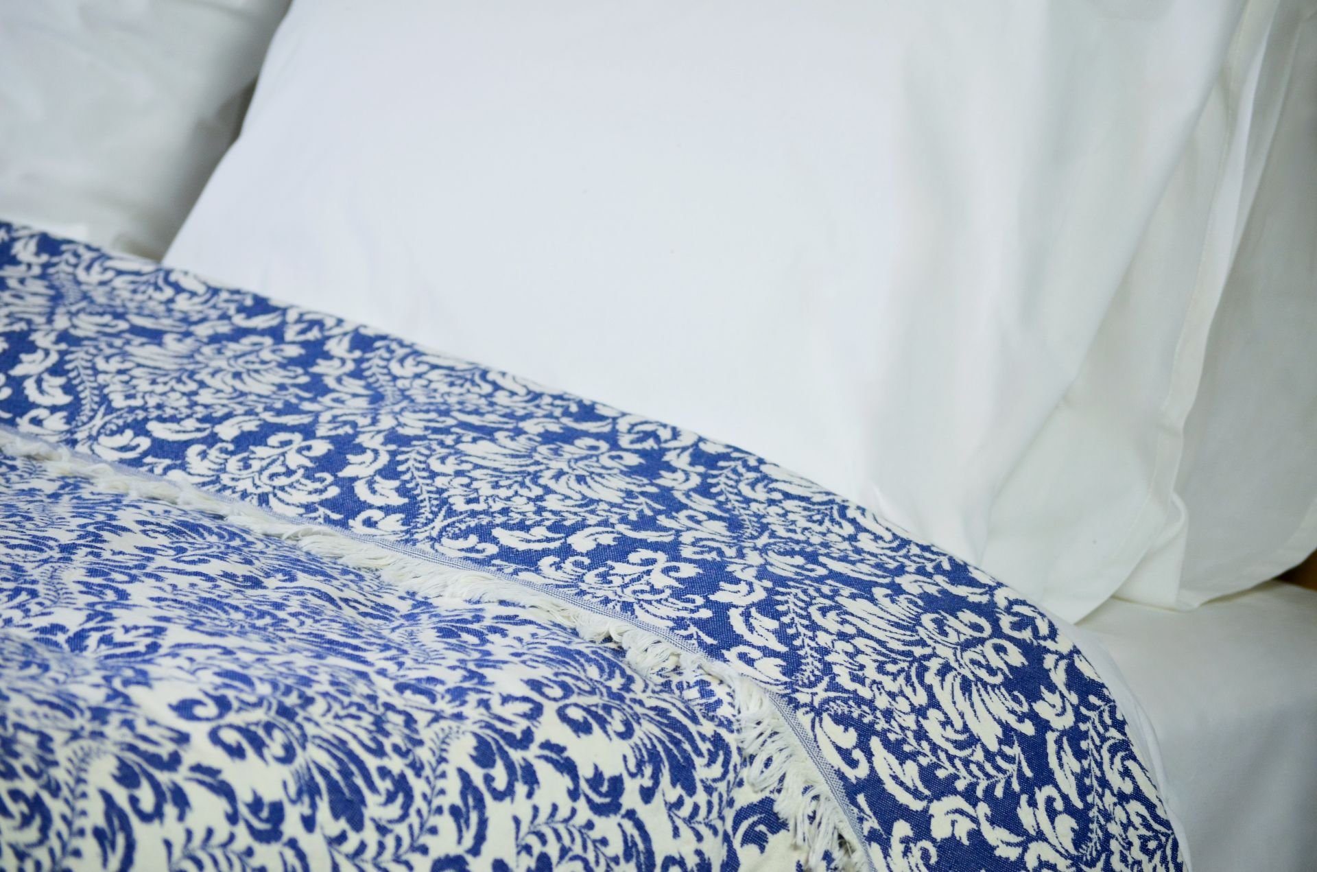 %100 Pamuklu Jakarlı ŞAL DESENLİ Lacivert Tek Kişilik Pike